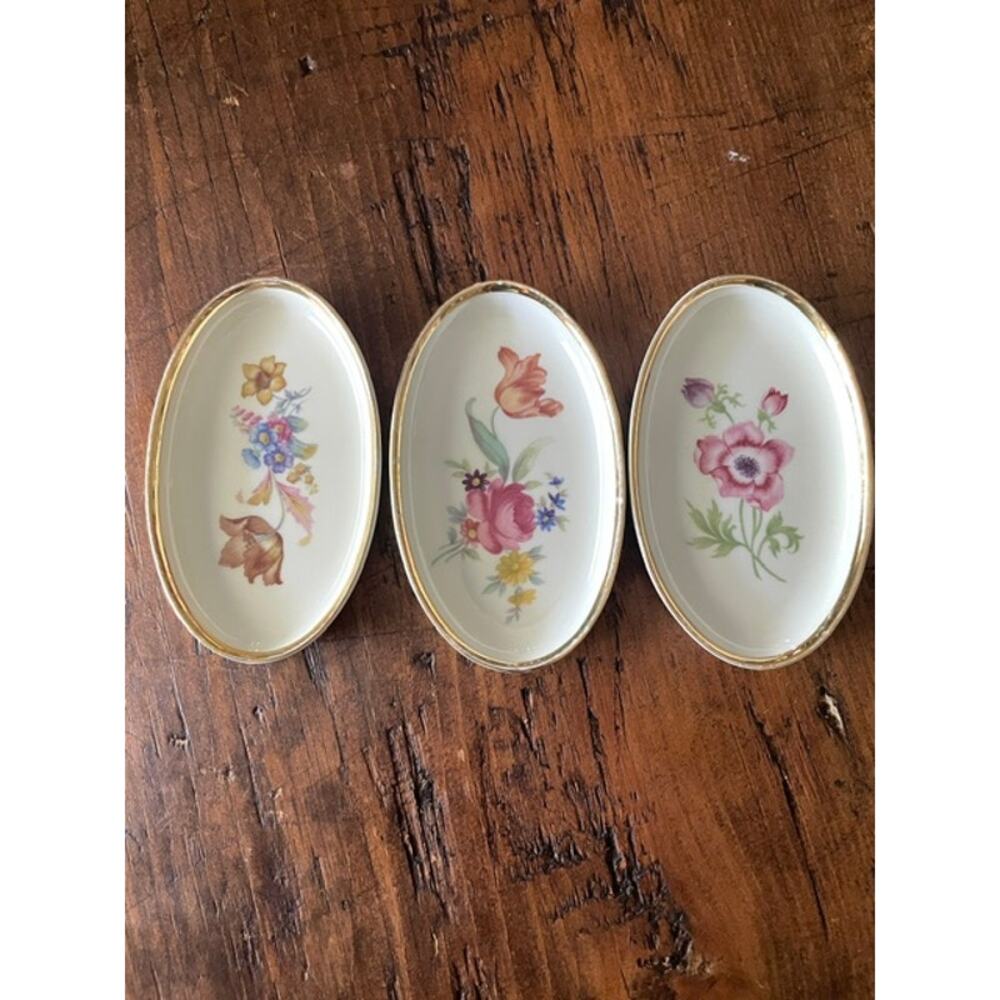 Danmark Porcelain Denmark Floral Trinket Dishes Set of 3 Gold Rim Oval Ring Dish - Picture 2 of 9